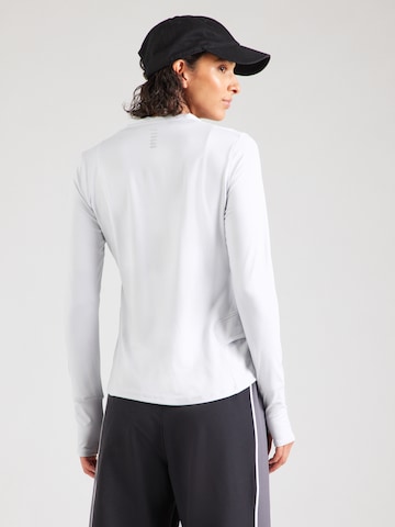 Maglia funzionale 'Qualifier Run' di UNDER ARMOUR in grigio