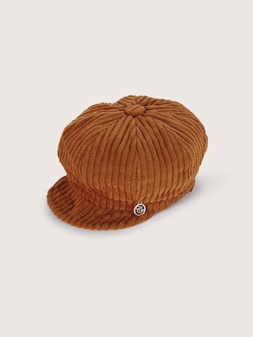 Camomilla Italia Beanie in Brown: front