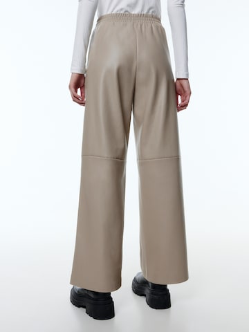 EDITED Wide leg Broek 'Floriane' in Beige