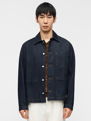 zils NN07 Starpsezonu jaka 'Morgan 1843': no priekšpuses