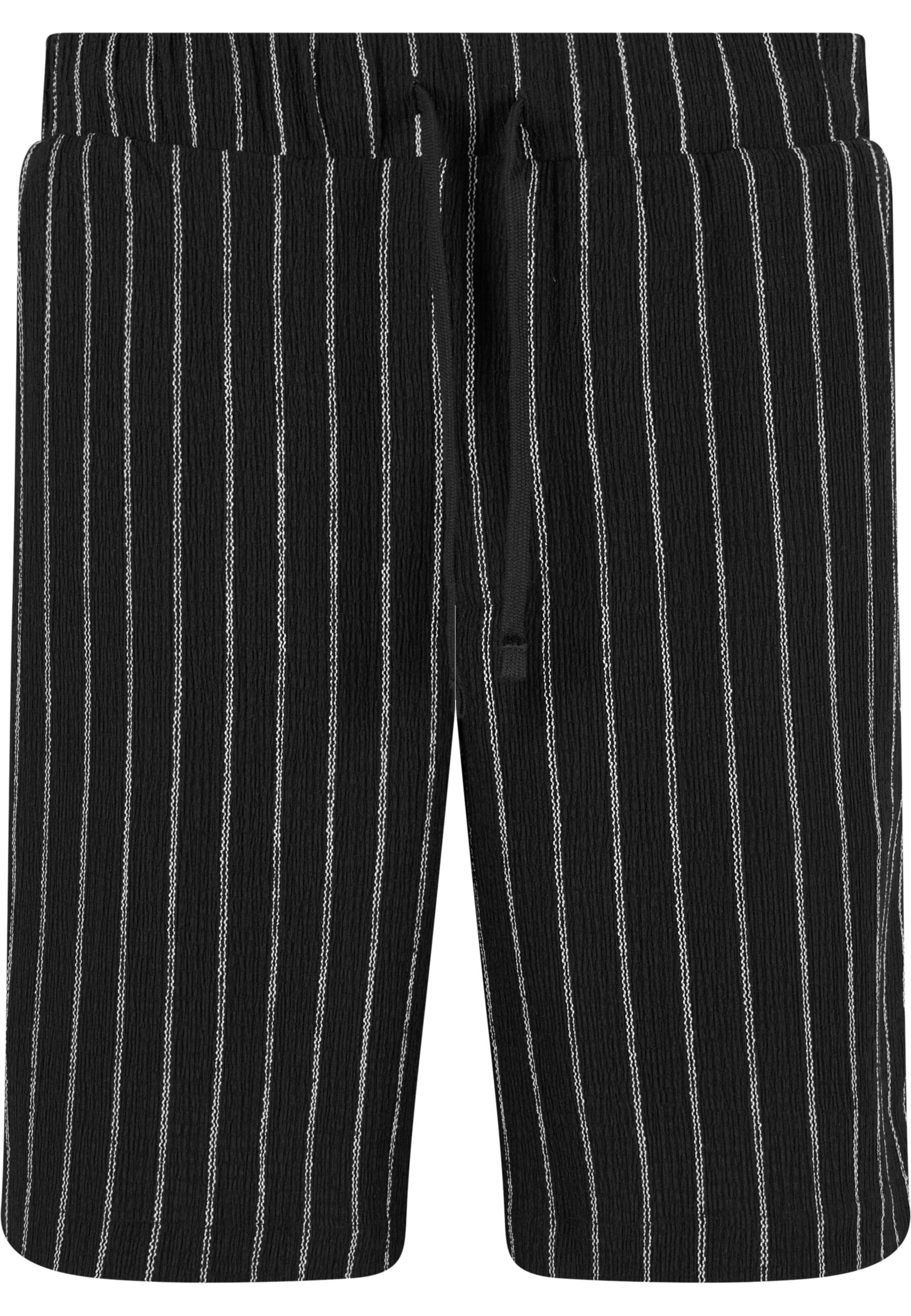Regular Pantalon Urban Classics en noir : devant