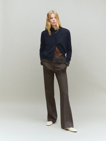 Cardigan 'Olsen' MANGO en bleu : devant