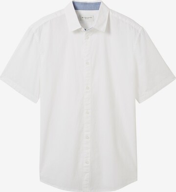 Fit confort Chemise TOM TAILOR en blanc : devant