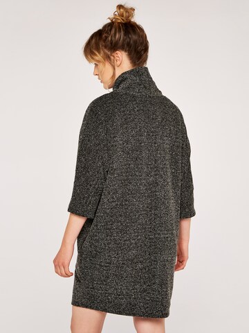 Robe oversize Apricot en noir