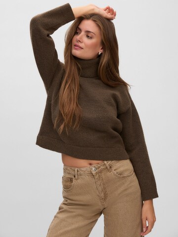 VERO MODA - Jersey 'VMSAandy' en marrón: frente