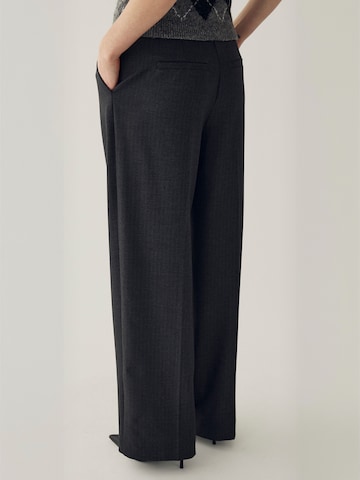 regular Pantaloni ' N-Mahala ' di Noella in grigio: dietro
