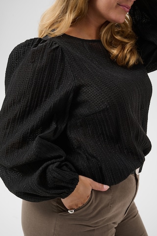 KAFFE CURVE Blouse in Zwart