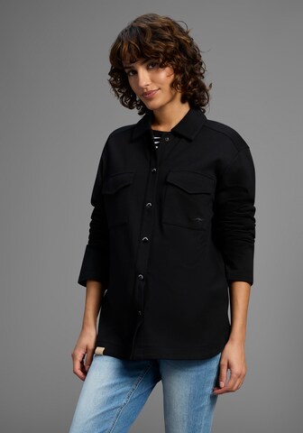 KangaROOS Between-Season Jacket in Black