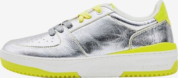 Desigual Låg sneaker 'Metro' i silver: framsida