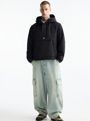 Geacă de primăvară-toamnă de la Pull&Bear pe negru