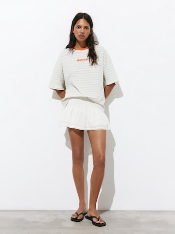 Pull&Bear Shirt in White