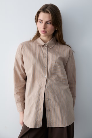 Trendyol - Blusa en marrón: frente