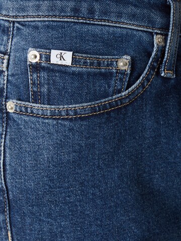 Calvin Klein Jeans Tapered Jeans in Blauw
