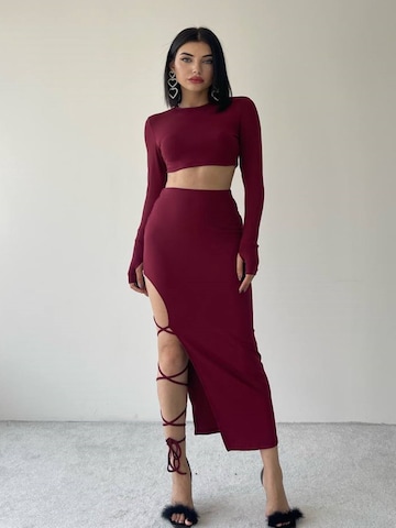 WOMAN VISION Suit in Red