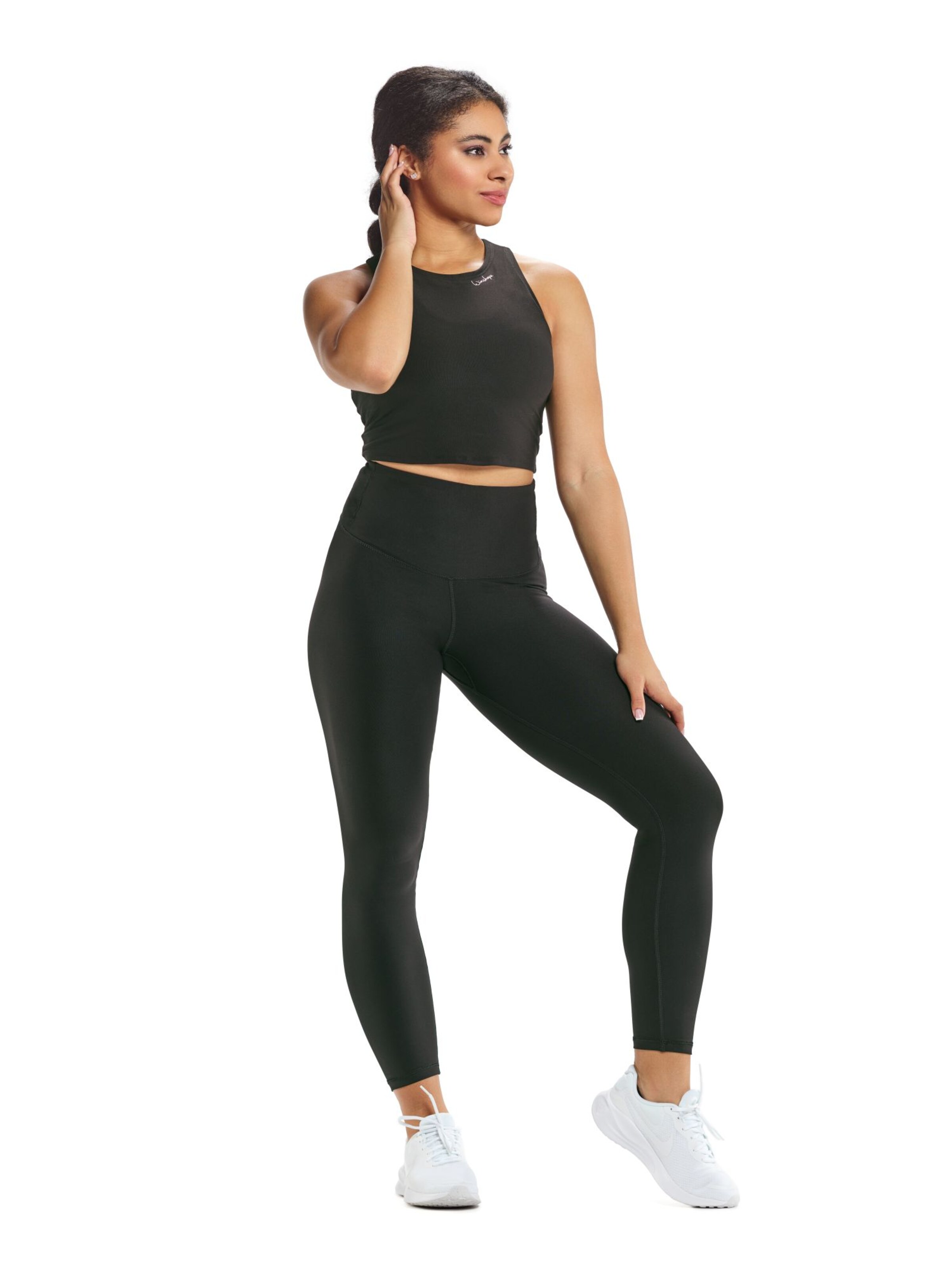 Top sportivo 'AET136C' di Winshape in nero