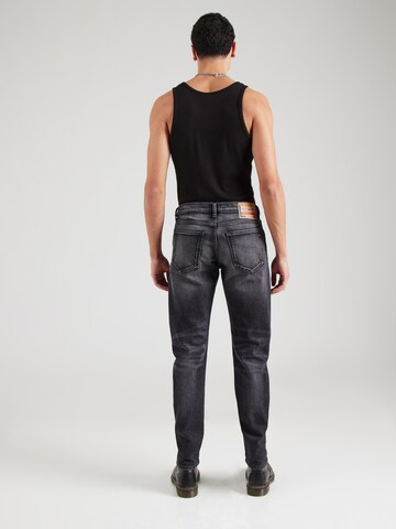 Effilé Jean '2019 D-STRUKT' DIESEL en noir
