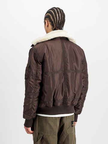 ALPHA INDUSTRIES Winterjas 'B-15 III TT' in Bruin