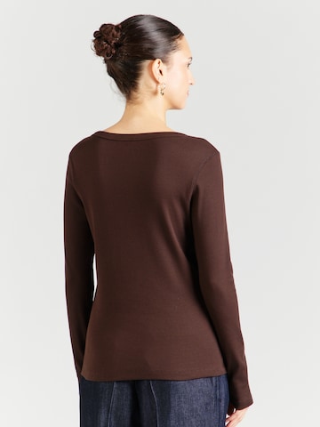Tricou de la s.Oliver pe maro