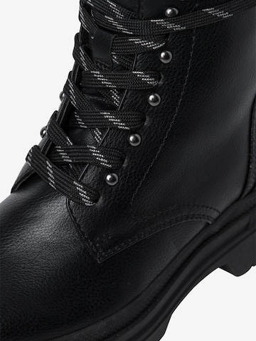 TAMARIS Lace-up bootie in Black