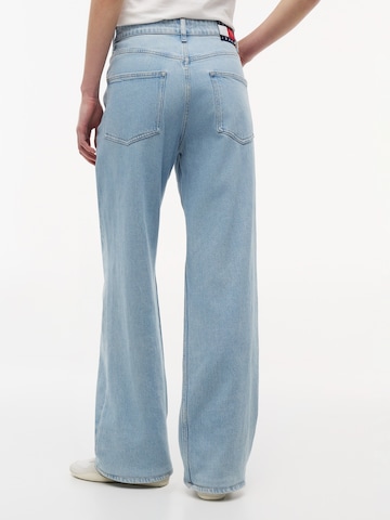 Tommy Jeans Loosefit Džíny 'MIA' – modrá