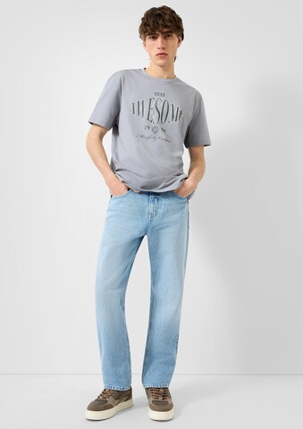 T-Shirt QS en gris : devant