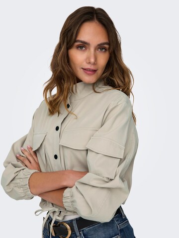 Veste mi-saison 'CASHI' ONLY en beige