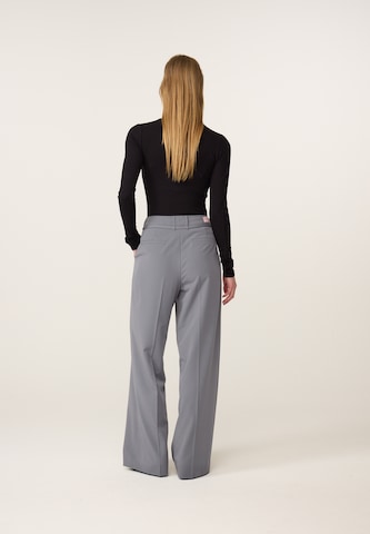 Fabienne Chapot Wide leg Pants in Grey