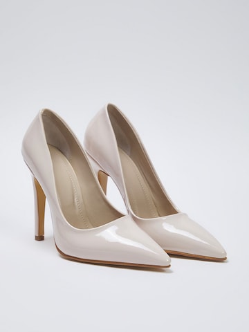 Trendyol - Zapatos con plataforma en beige