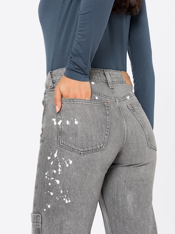 Wide leg Jeans 'Avail' di WEEKDAY in grigio