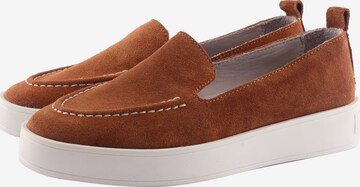 D.MoRo Shoes Classic Flats 'GERNOCHE' in Brown: front