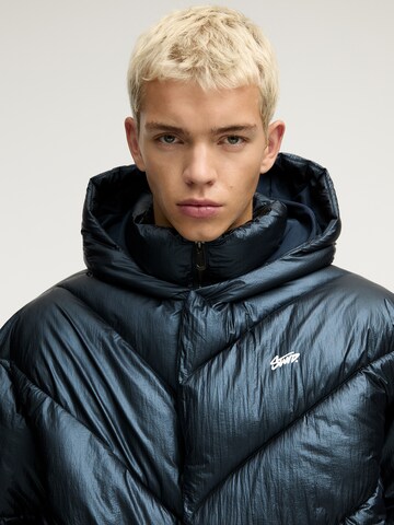 Pull&Bear Přechodná bunda – zelená