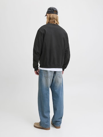 JACK & JONES Sweatshirt in Black