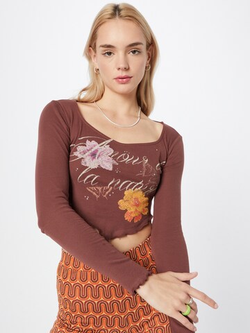 T-shirt BDG Urban Outfitters en marron : devant