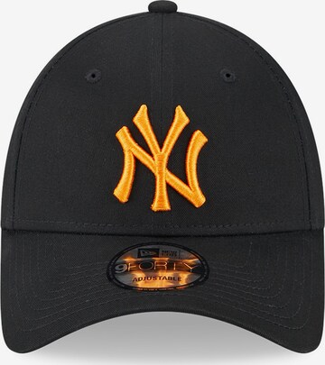 NEW ERA Cap in Schwarz