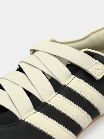 ADIDAS ORIGINALS Matalavartiset tennarit 'Tokyo MJ' värissä musta
