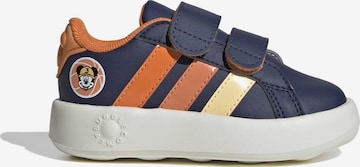 ADIDAS SPORTSWEAR Urheilukengät 'GRAND COURT MICKEY' värissä sininen: etupuoli