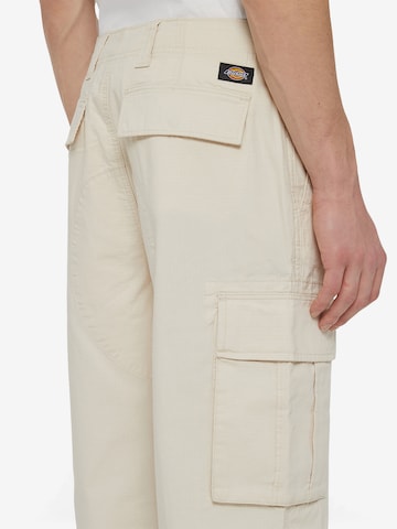 regular Pantaloni cargo 'EAGLE BEND' di DICKIES in bianco
