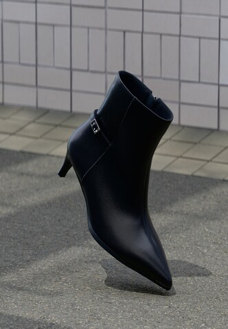 Bottines 'Abbie' Bianco en noir
