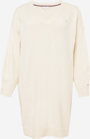 Tommy Hilfiger Curve Knitted dress in Beige: front