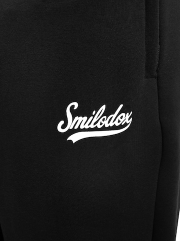 Smilodox Loose fit Trousers 'Lorik' in Black