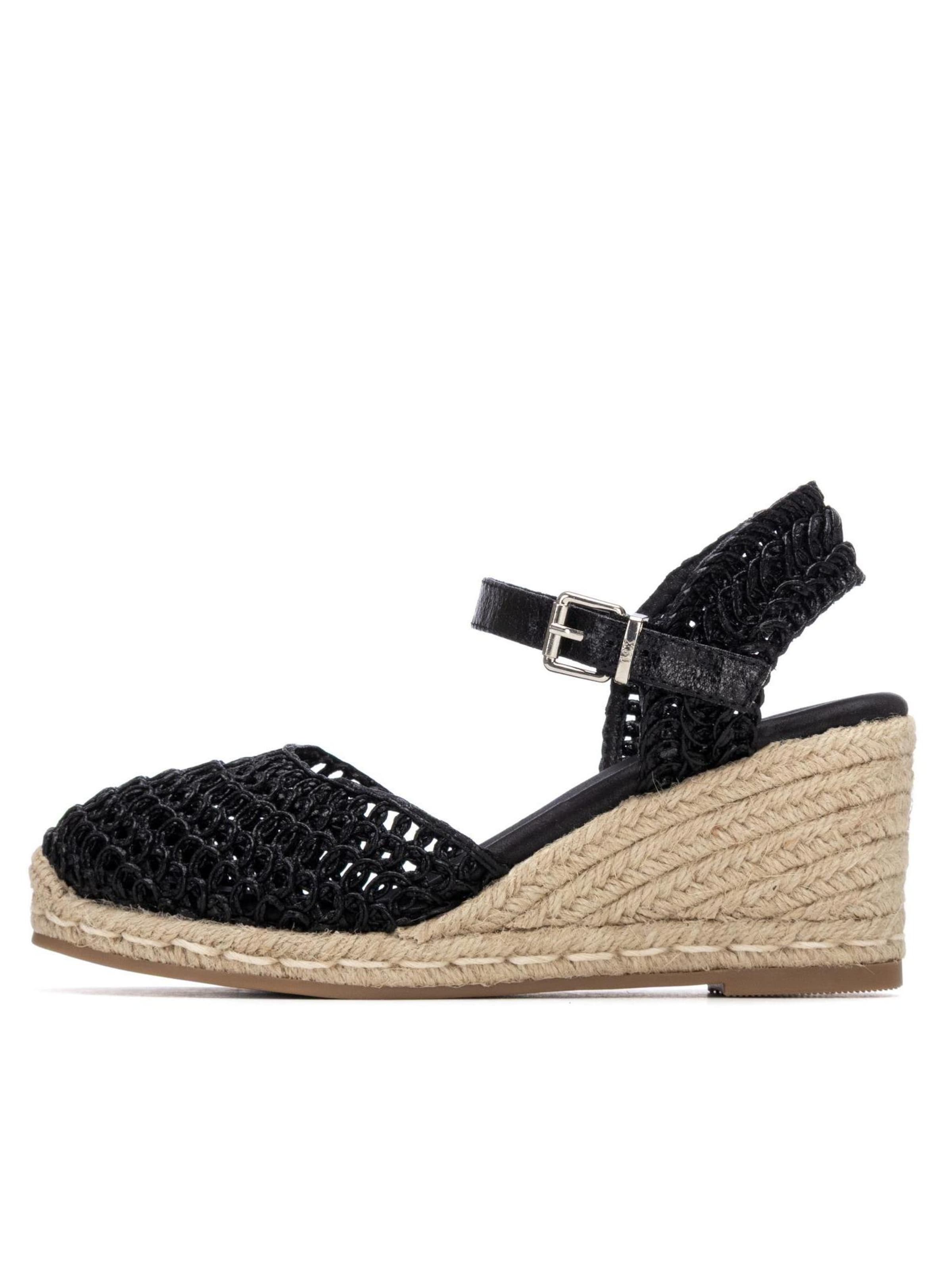 Xti Sandale‌‌‌‌‌‌‌‌‌‌ in Schwarz: Vorderseite