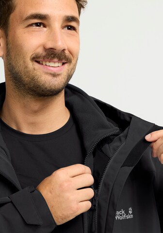 JACK WOLFSKIN Performance Jacket in Black