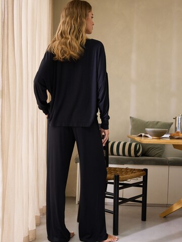 Next Pajama in Black