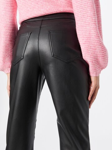 VERO MODA Regular Broek 'Brenda' in Zwart