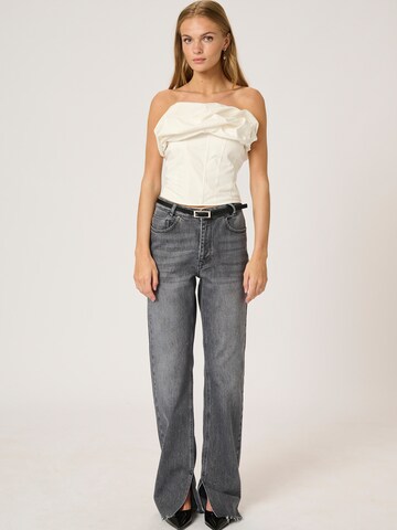 Regular Jean 'Daisy' My Essential Wardrobe en gris