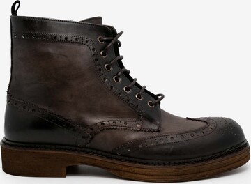 EXTON Lace-Up Boots in Brown