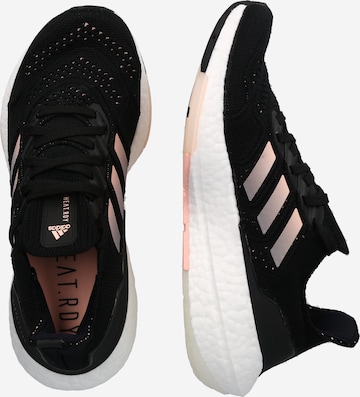 ADIDAS SPORTSWEAR Rövid szárú sportcipők 'Ultraboost 22 HEAT.RDY' - fekete