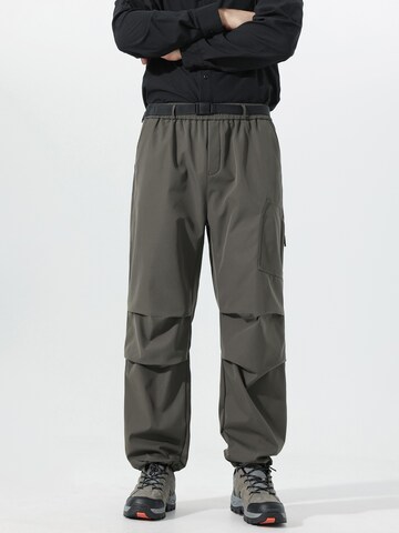 Youthup Loose fit Cargo Pants in Black