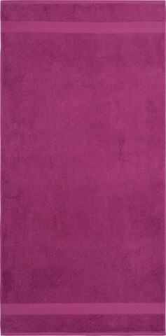HOME AFFAIRE Shower Towel in Purple: front