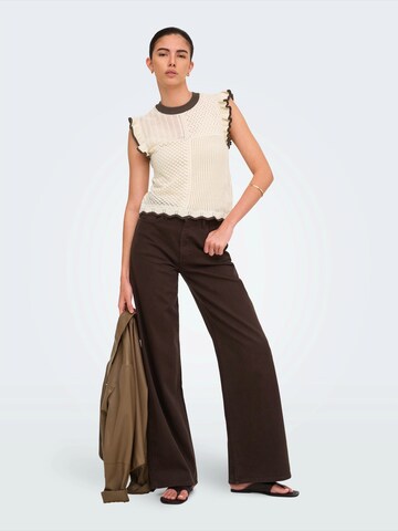 JDY Knitted Top 'JDYVIOLET' in Beige
